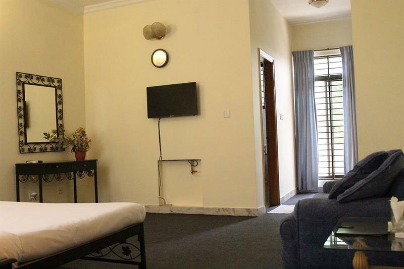 Delano Guest House Islamabad Esterno foto